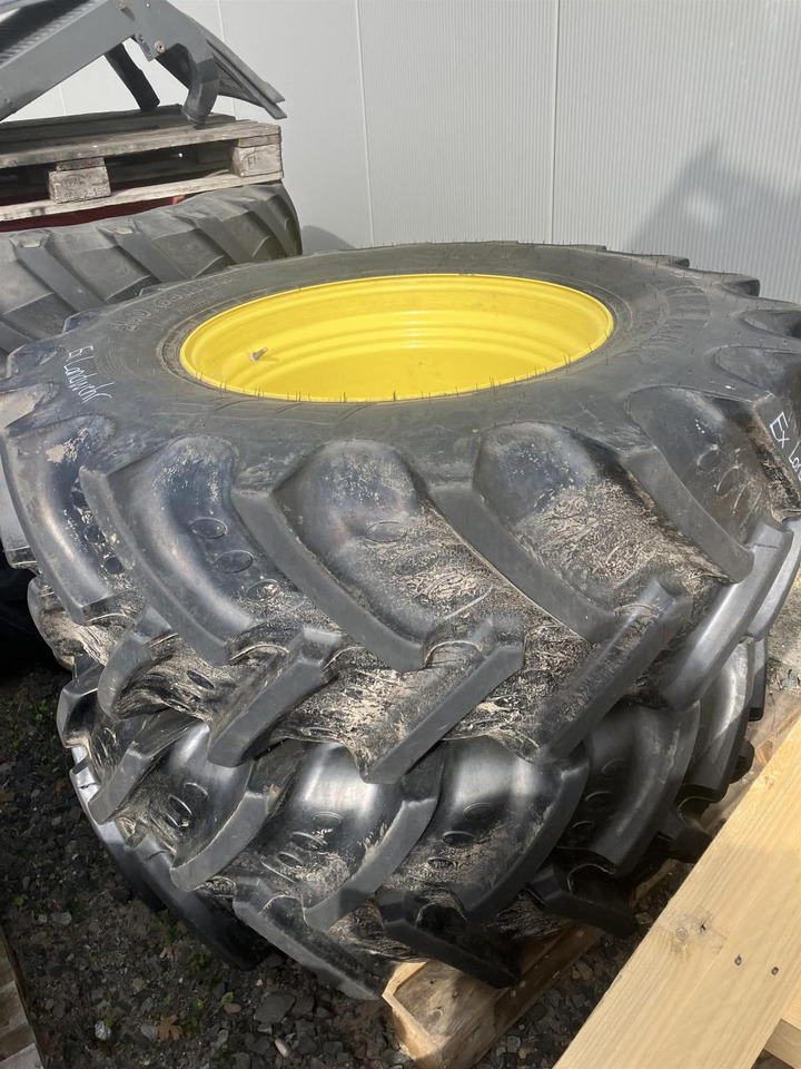 BKT 460/85R30 - Guma za Poljoprivredni strojevi: slika BKT 460/85R30 - Guma za Poljoprivredni strojevi BKT 460/85R30 - Guma za Poljoprivredni strojevi: slika BKT 460/85R30 - Guma za Poljoprivredni strojevi