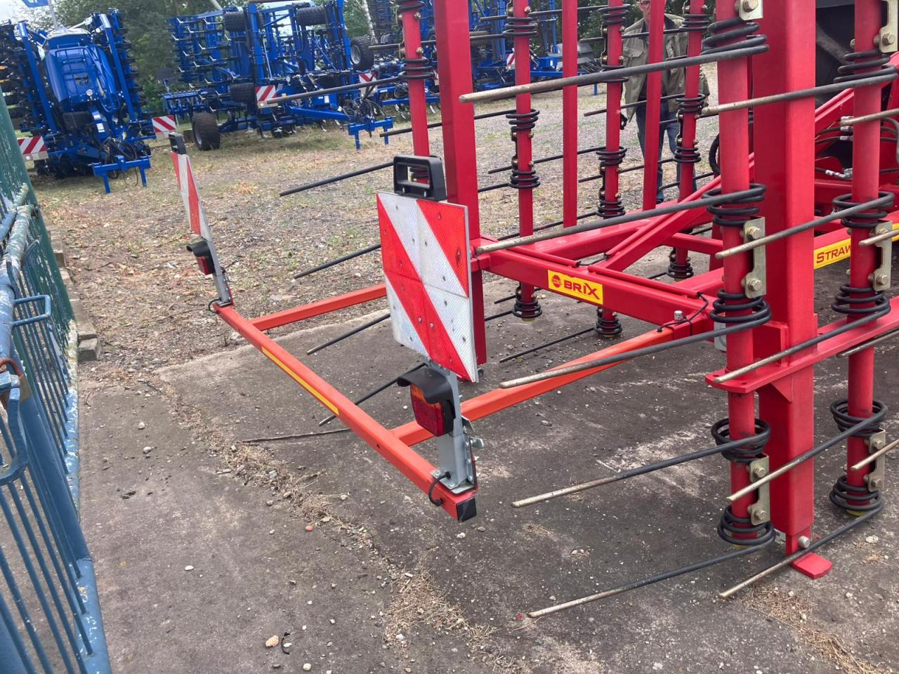 Brix Straw Max Pro 720 - Oprema za obradu tla: slika Brix Straw Max Pro 720 - Oprema za obradu tla Brix Straw Max Pro 720 - Oprema za obradu tla: slika Brix Straw Max Pro 720 - Oprema za obradu tla
