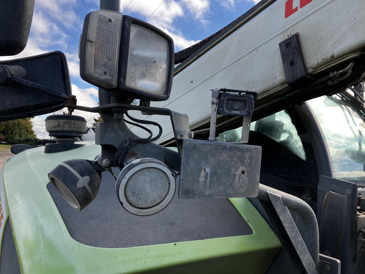 CLAAS 7055 - Teleskopski rukovatelj: slika CLAAS 7055 - Teleskopski rukovatelj CLAAS 7055 - Teleskopski rukovatelj: slika CLAAS 7055 - Teleskopski rukovatelj