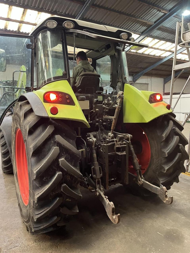 CLAAS Arion 420 - Traktor: slika CLAAS Arion 420 - Traktor CLAAS Arion 420 - Traktor: slika CLAAS Arion 420 - Traktor