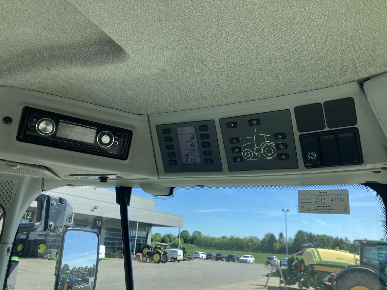 Traktor CLAAS Arion 640: slika Traktor CLAAS Arion 640