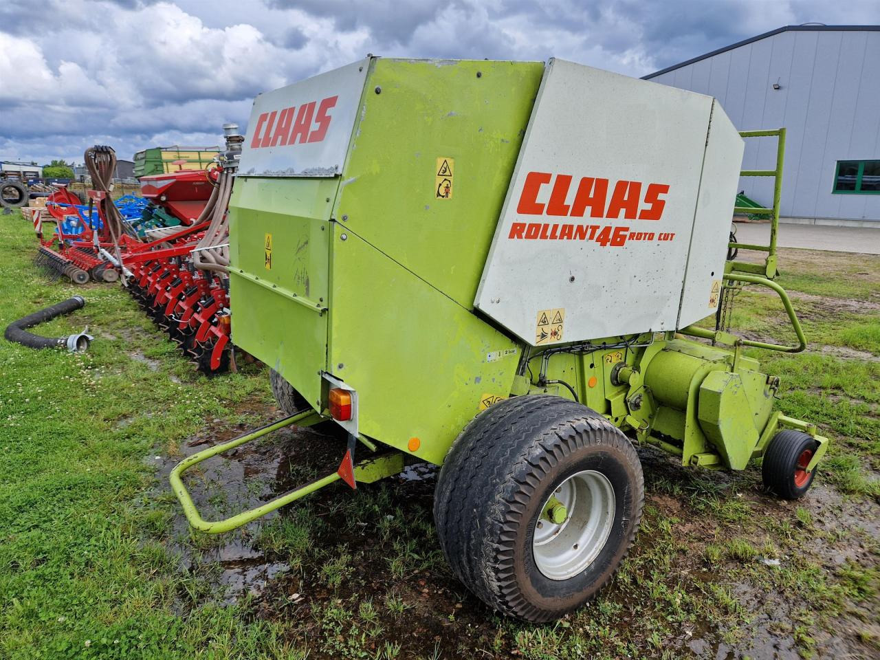 CLAAS Rollant 46 RC - Rolo balirka: slika CLAAS Rollant 46 RC - Rolo balirka CLAAS Rollant 46 RC - Rolo balirka: slika CLAAS Rollant 46 RC - Rolo balirka