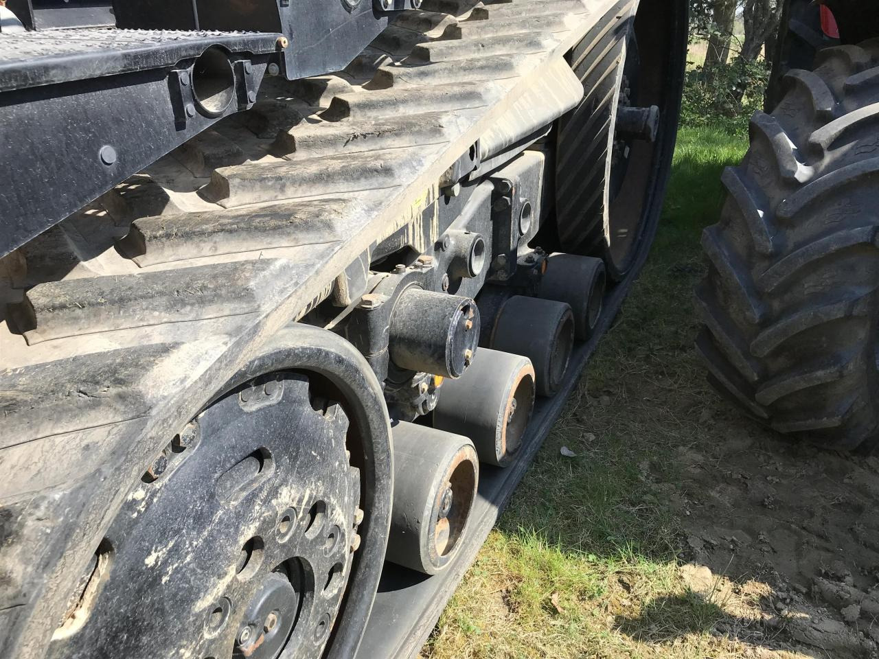 Traktor gusjeničar Challenger MT865E: slika Traktor gusjeničar Challenger MT865E