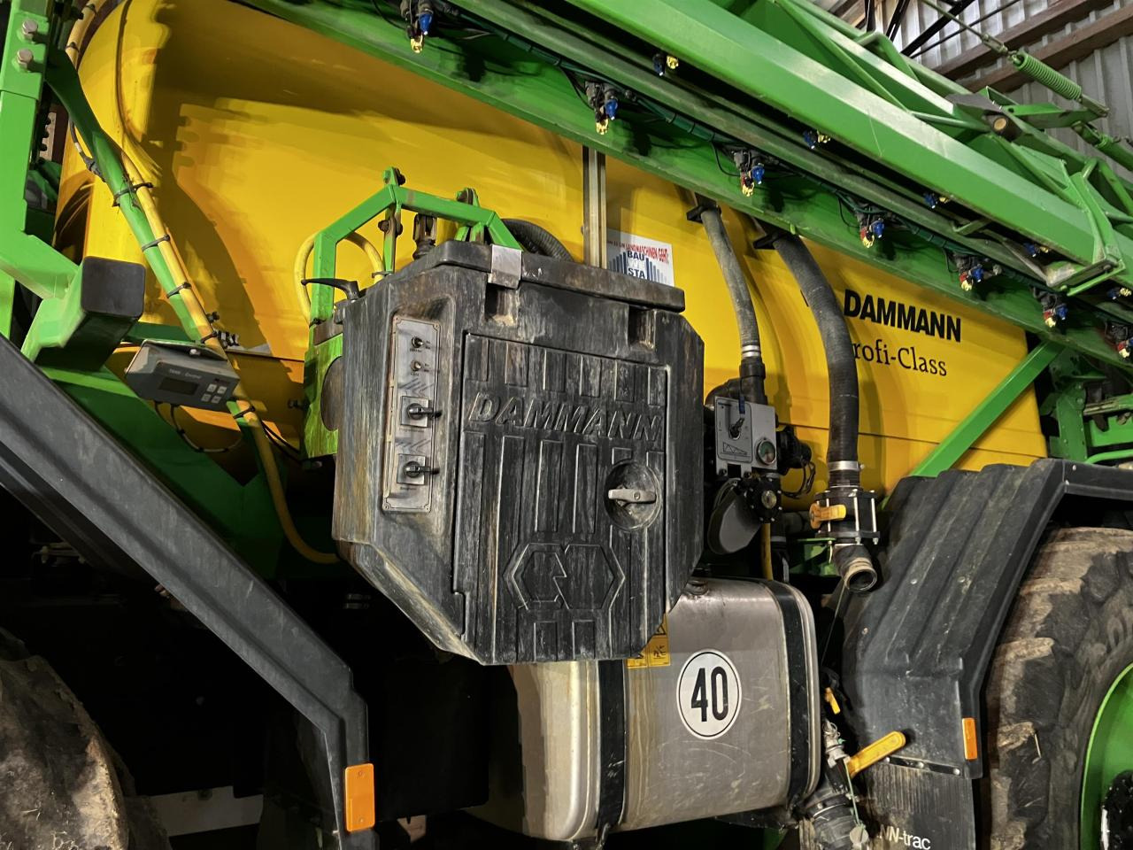 Dammann DT 2500H - Vučena prskalica: slika Dammann DT 2500H - Vučena prskalica Dammann DT 2500H - Vučena prskalica: slika Dammann DT 2500H - Vučena prskalica