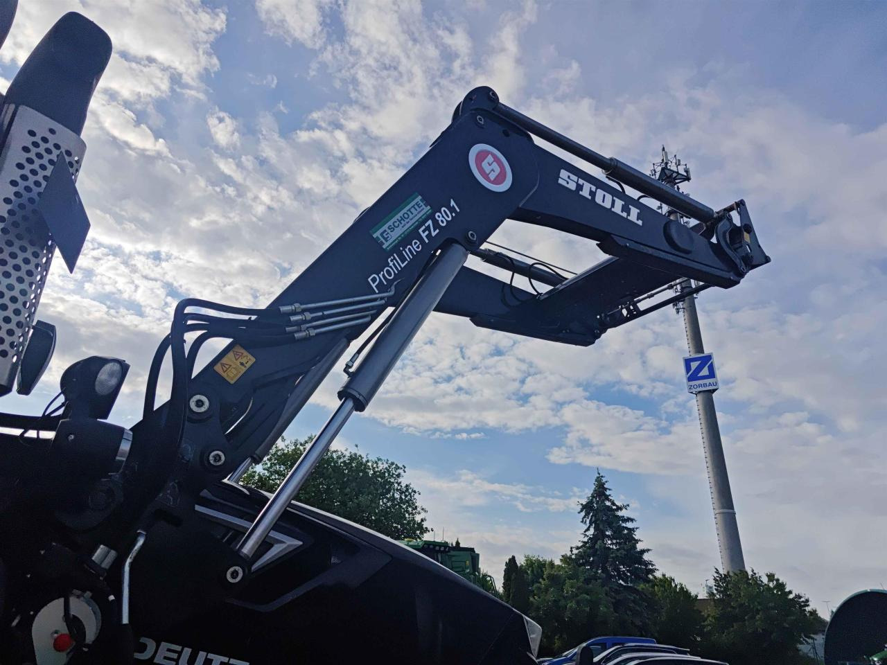 Deutz-Fahr 6215 TTV - Traktor: slika Deutz-Fahr 6215 TTV - Traktor Deutz-Fahr 6215 TTV - Traktor: slika Deutz-Fahr 6215 TTV - Traktor