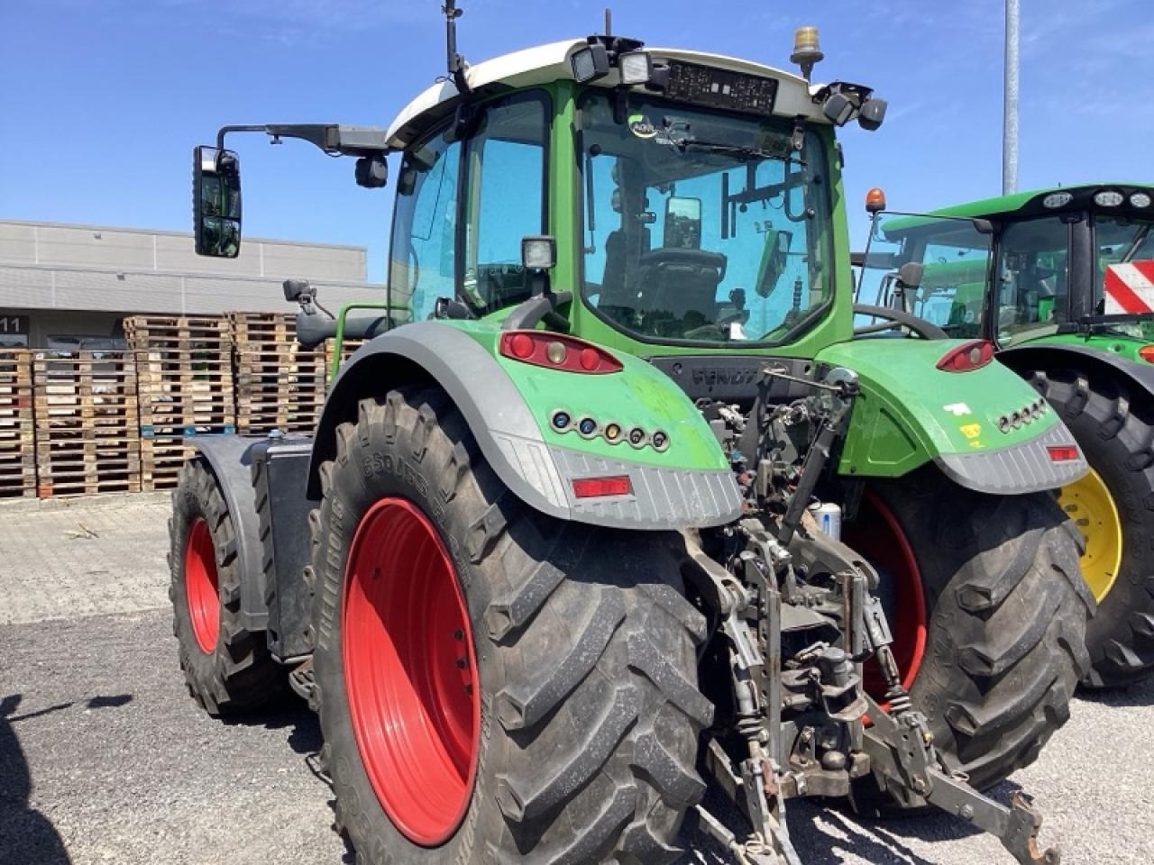 Fendt 720 Vario Profi Plus - Traktor: slika Fendt 720 Vario Profi Plus - Traktor Fendt 720 Vario Profi Plus - Traktor: slika Fendt 720 Vario Profi Plus - Traktor