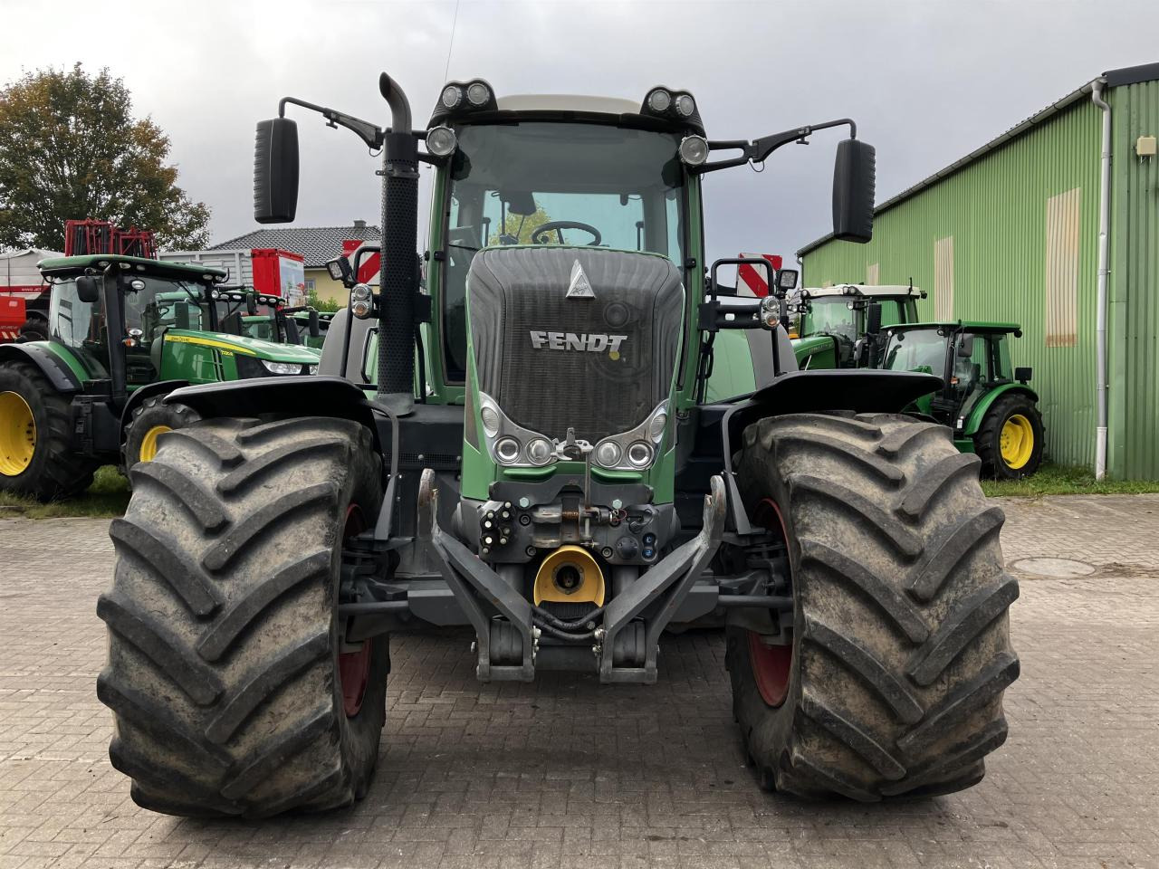 Fendt 828 Vario - Traktor: slika Fendt 828 Vario - Traktor Fendt 828 Vario - Traktor: slika Fendt 828 Vario - Traktor