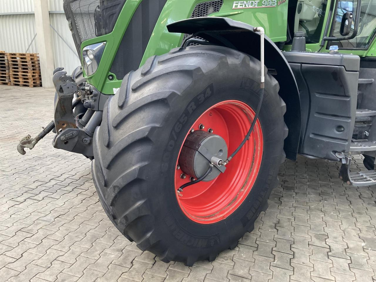 Fendt 933 Vario Profi Plus - Traktor: slika Fendt 933 Vario Profi Plus - Traktor Fendt 933 Vario Profi Plus - Traktor: slika Fendt 933 Vario Profi Plus - Traktor
