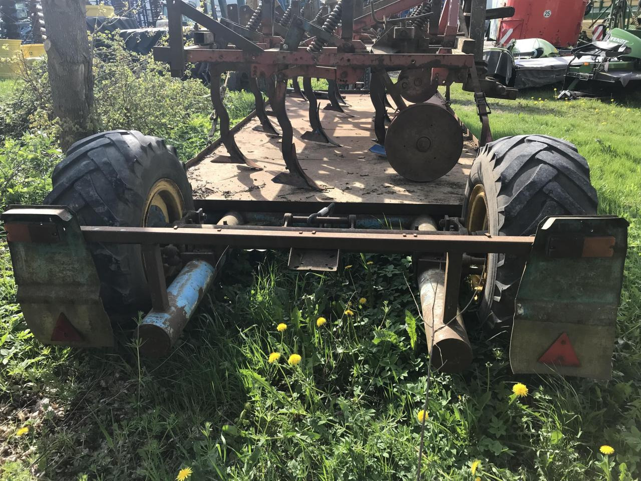Fortschritt B365A Eigenbau - Kultivator: slika Fortschritt B365A Eigenbau - Kultivator Fortschritt B365A Eigenbau - Kultivator: slika Fortschritt B365A Eigenbau - Kultivator