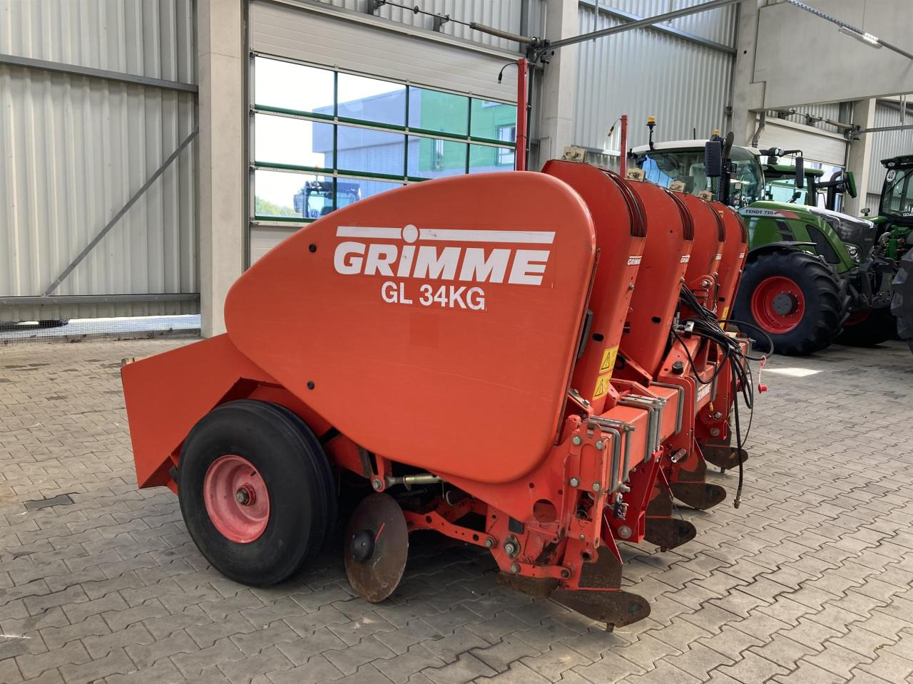 Grimme GL 34 KG - Kombajn za krumpir: slika Grimme GL 34 KG - Kombajn za krumpir Grimme GL 34 KG - Kombajn za krumpir: slika Grimme GL 34 KG - Kombajn za krumpir