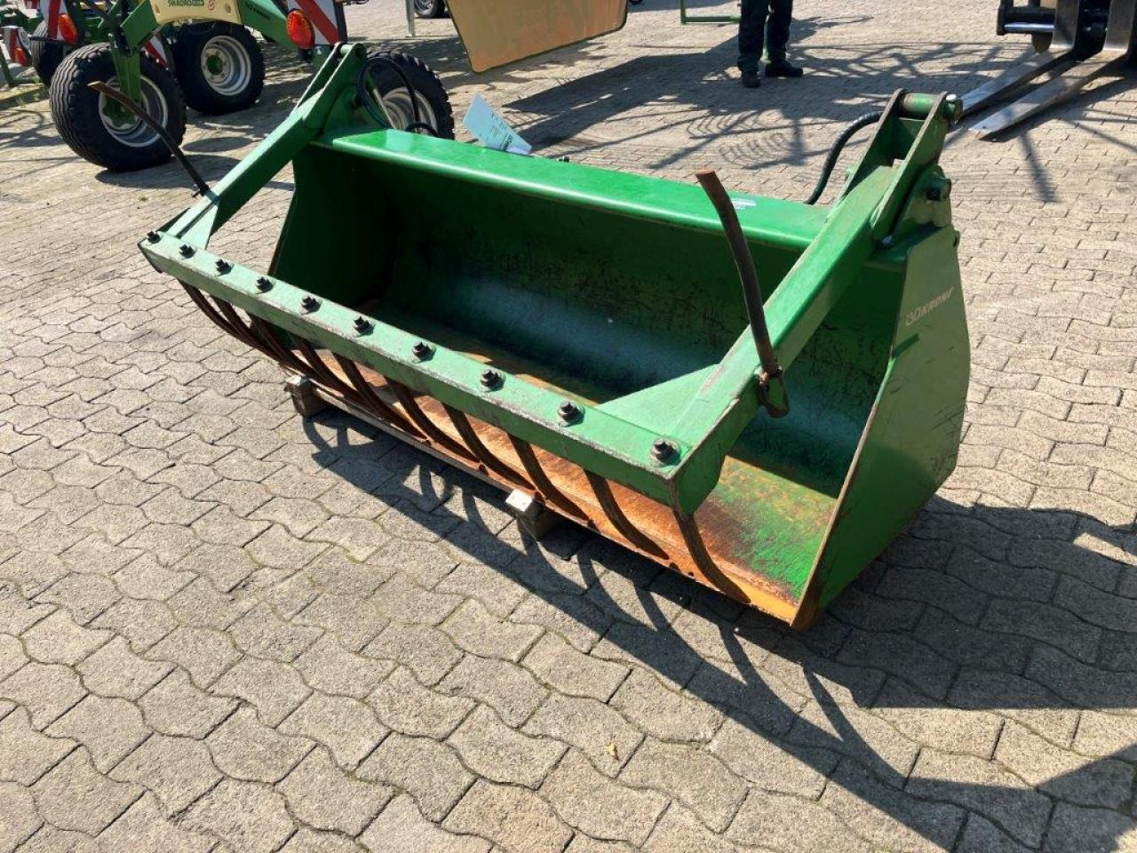 John Deere 2,20 m - Korpa: slika John Deere 2,20 m - Korpa John Deere 2,20 m - Korpa: slika John Deere 2,20 m - Korpa