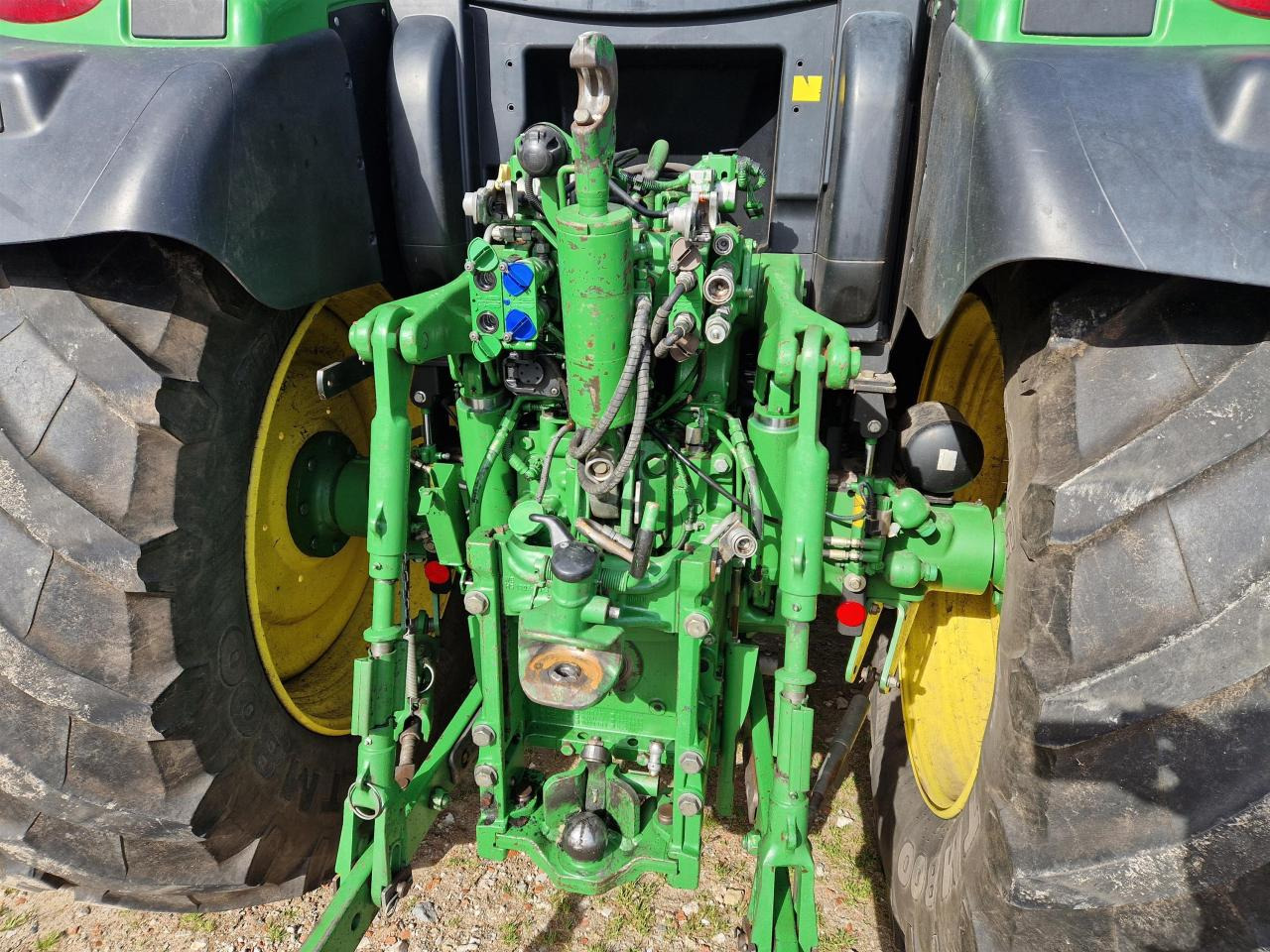 John Deere 6140R - Traktor: slika John Deere 6140R - Traktor John Deere 6140R - Traktor: slika John Deere 6140R - Traktor