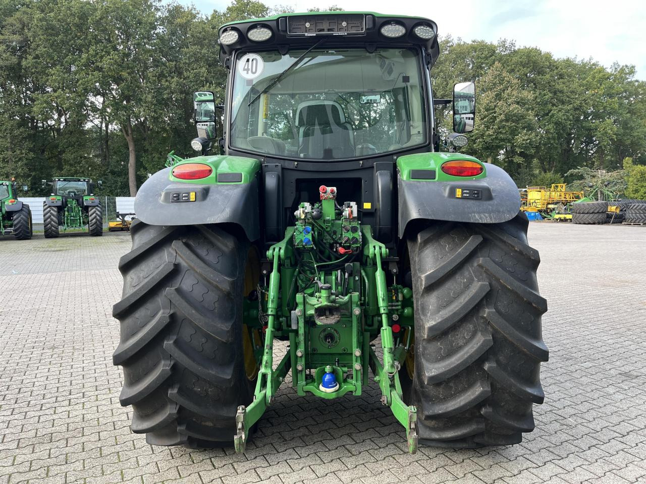 John Deere 6150R - Traktor: slika John Deere 6150R - Traktor John Deere 6150R - Traktor: slika John Deere 6150R - Traktor