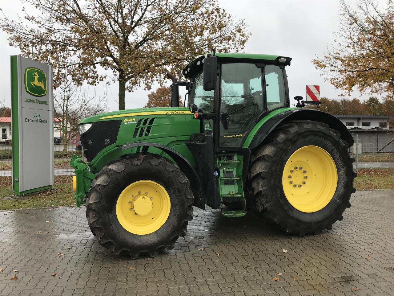 John Deere 6215R - Traktor: slika John Deere 6215R - Traktor John Deere 6215R - Traktor: slika John Deere 6215R - Traktor