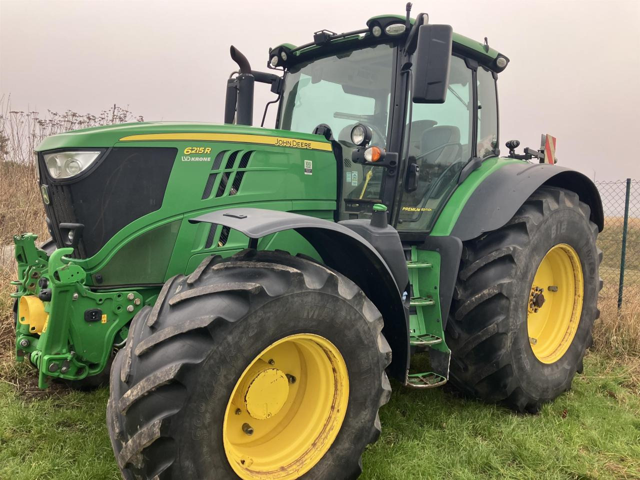 John Deere 6215R - Traktor: slika John Deere 6215R - Traktor John Deere 6215R - Traktor: slika John Deere 6215R - Traktor
