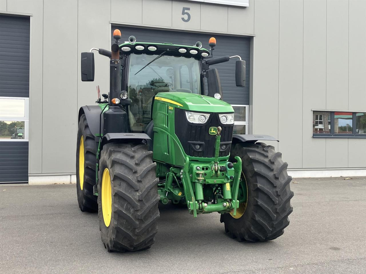 John Deere 6250R - Traktor: slika John Deere 6250R - Traktor John Deere 6250R - Traktor: slika John Deere 6250R - Traktor