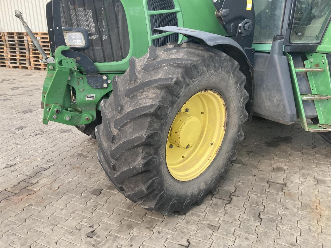 John Deere 6830 Plus - Traktor: slika John Deere 6830 Plus - Traktor John Deere 6830 Plus - Traktor: slika John Deere 6830 Plus - Traktor