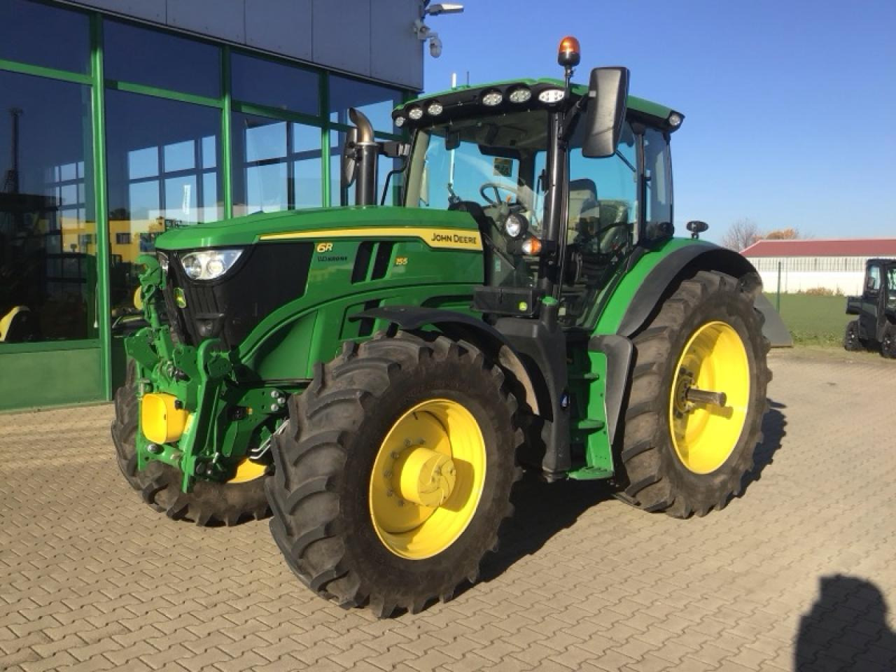 John Deere 6R 155 - Traktor: slika John Deere 6R 155 - Traktor John Deere 6R 155 - Traktor: slika John Deere 6R 155 - Traktor