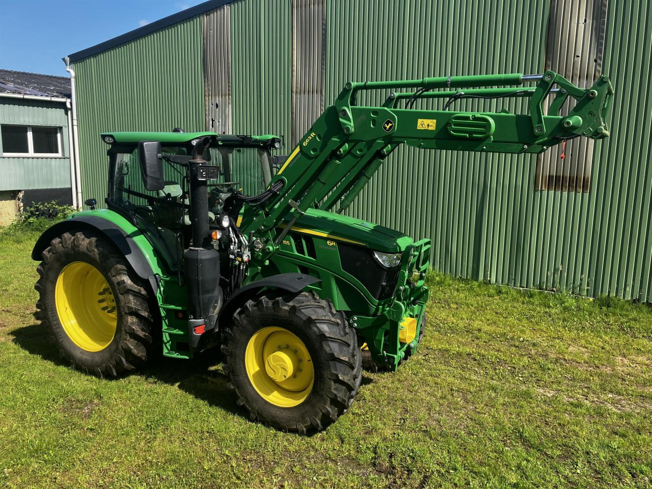 John Deere 6R 155 - Traktor: slika John Deere 6R 155 - Traktor John Deere 6R 155 - Traktor: slika John Deere 6R 155 - Traktor