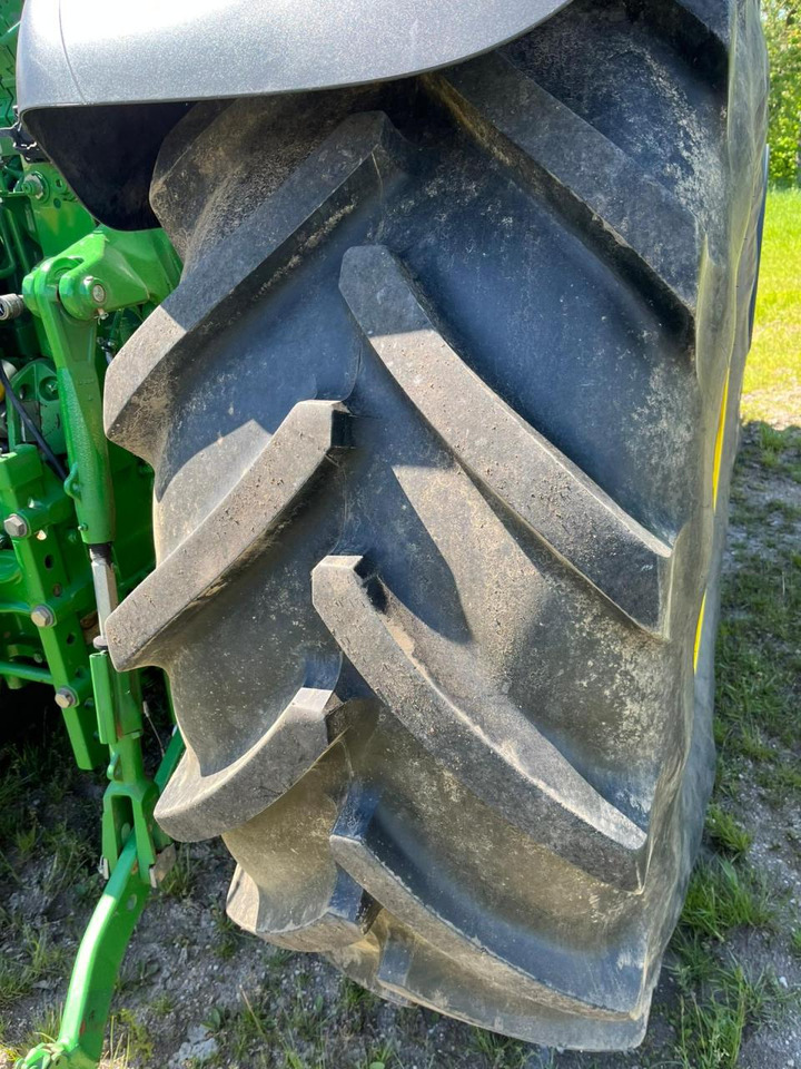 Traktor John Deere 6R 165: slika Traktor John Deere 6R 165