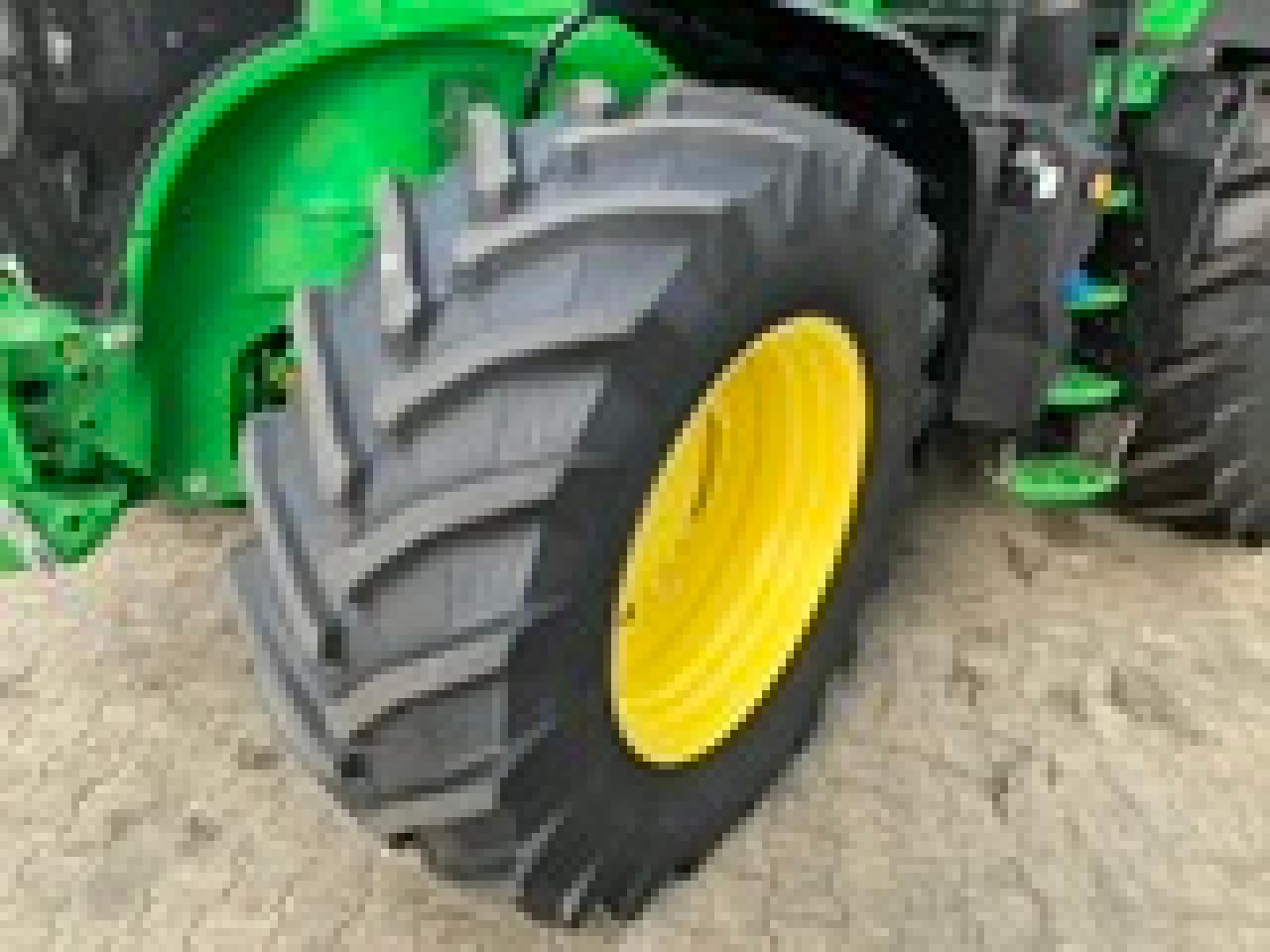 John Deere 7R 330 - Traktor: slika John Deere 7R 330 - Traktor John Deere 7R 330 - Traktor: slika John Deere 7R 330 - Traktor