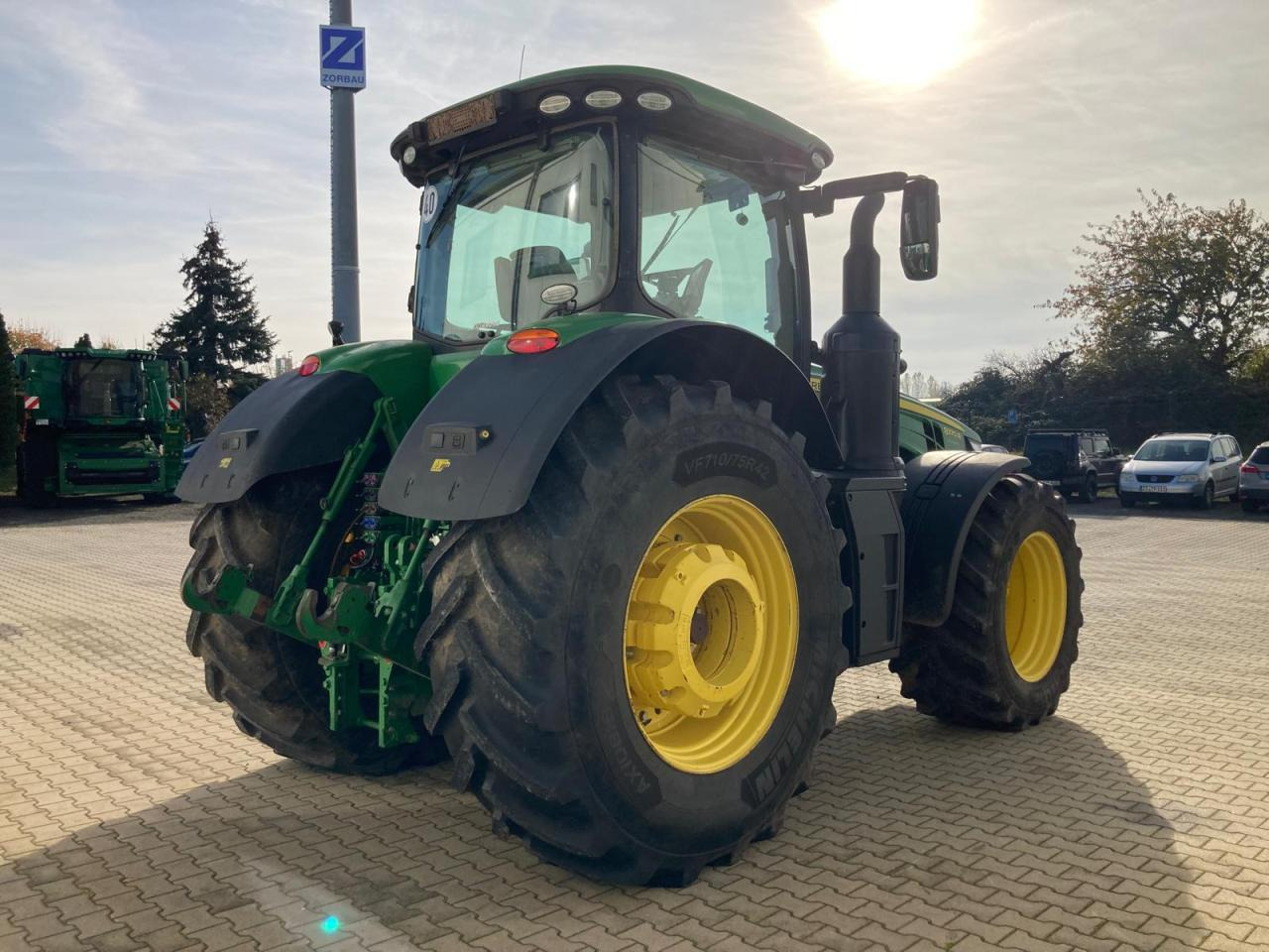 John Deere 8370R - Traktor: slika John Deere 8370R - Traktor John Deere 8370R - Traktor: slika John Deere 8370R - Traktor