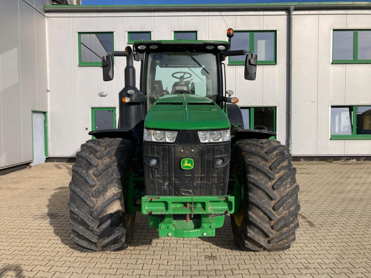 John Deere 8370R - Traktor: slika John Deere 8370R - Traktor John Deere 8370R - Traktor: slika John Deere 8370R - Traktor