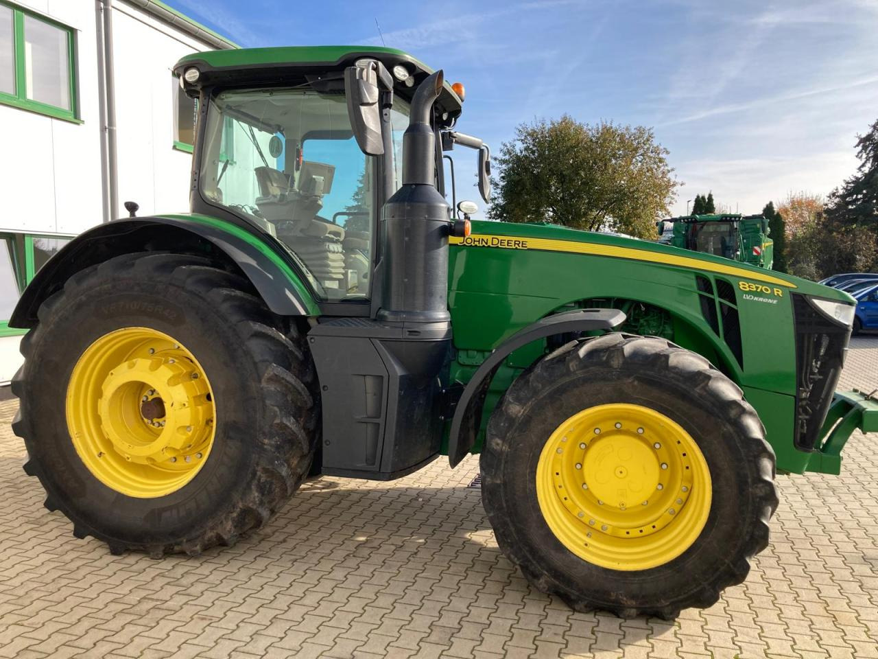 John Deere 8370R - Traktor: slika John Deere 8370R - Traktor John Deere 8370R - Traktor: slika John Deere 8370R - Traktor