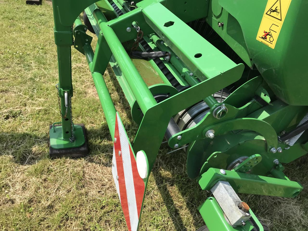 John Deere V461M - Rolo balirka: slika John Deere V461M - Rolo balirka John Deere V461M - Rolo balirka: slika John Deere V461M - Rolo balirka