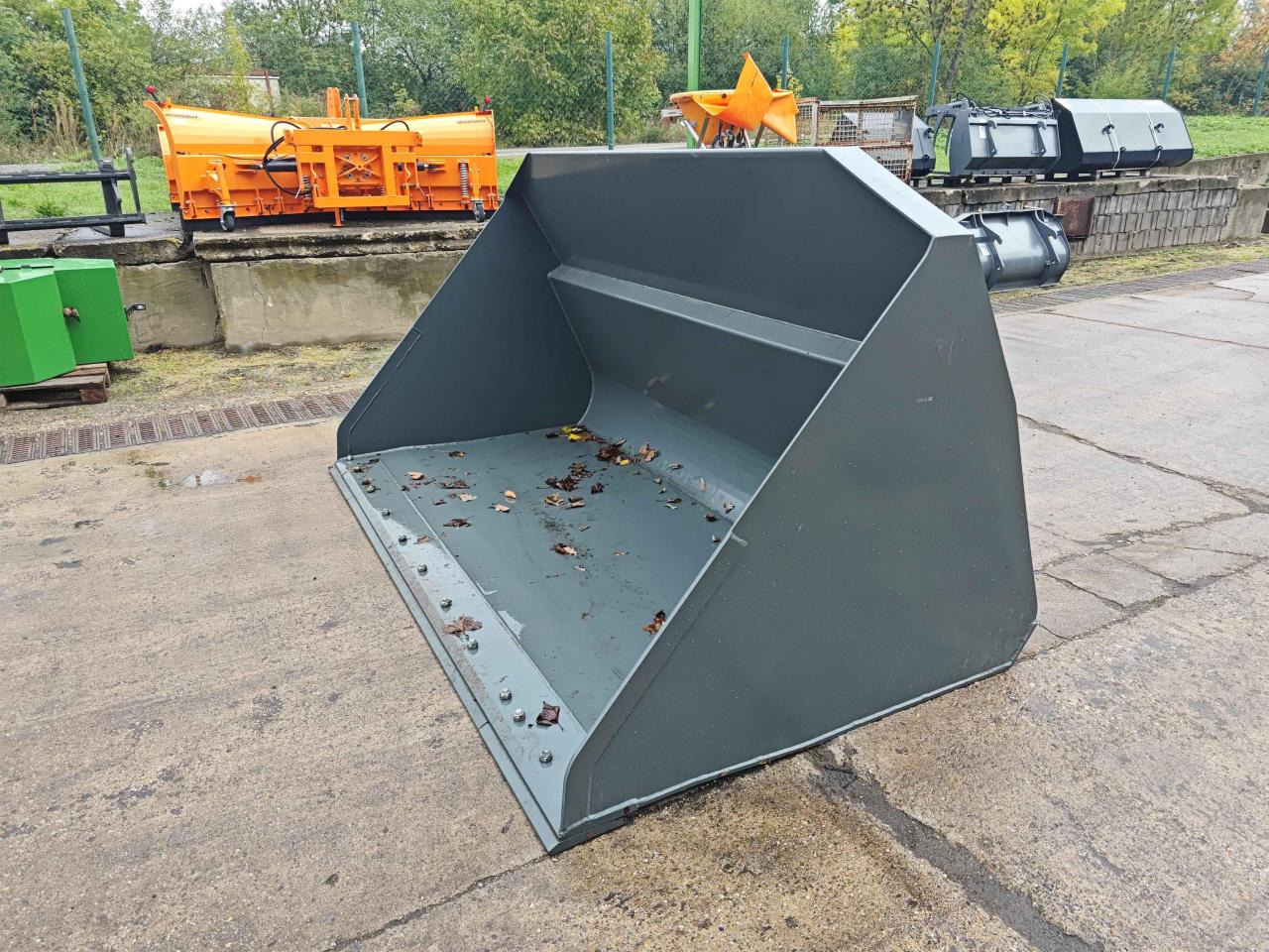 Kramer 2900 mm - Korpa: slika Kramer 2900 mm - Korpa Kramer 2900 mm - Korpa: slika Kramer 2900 mm - Korpa