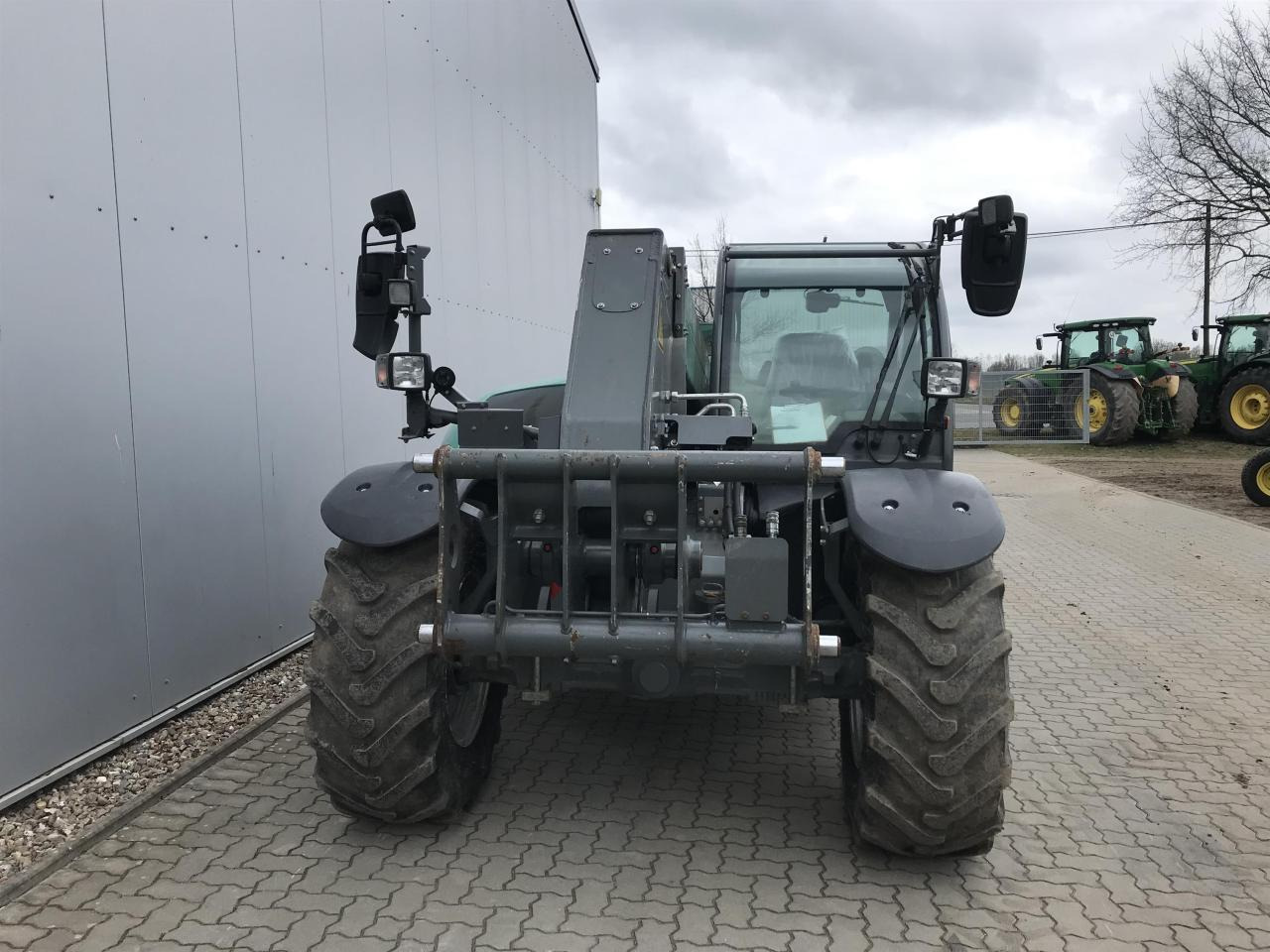Kramer KT357 - Teleskopski rukovatelj: slika Kramer KT357 - Teleskopski rukovatelj Kramer KT357 - Teleskopski rukovatelj: slika Kramer KT357 - Teleskopski rukovatelj