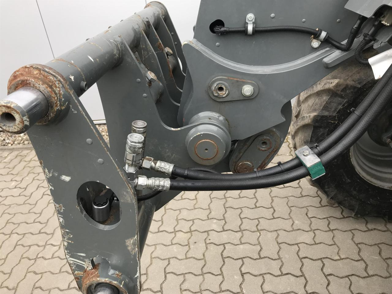 Kramer KT357 - Teleskopski rukovatelj: slika Kramer KT357 - Teleskopski rukovatelj Kramer KT357 - Teleskopski rukovatelj: slika Kramer KT357 - Teleskopski rukovatelj