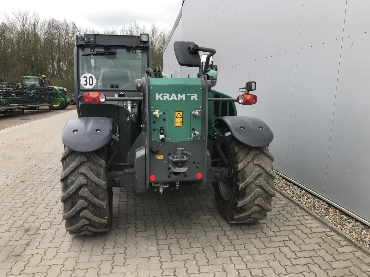 Kramer KT357 - Teleskopski rukovatelj: slika Kramer KT357 - Teleskopski rukovatelj Kramer KT357 - Teleskopski rukovatelj: slika Kramer KT357 - Teleskopski rukovatelj