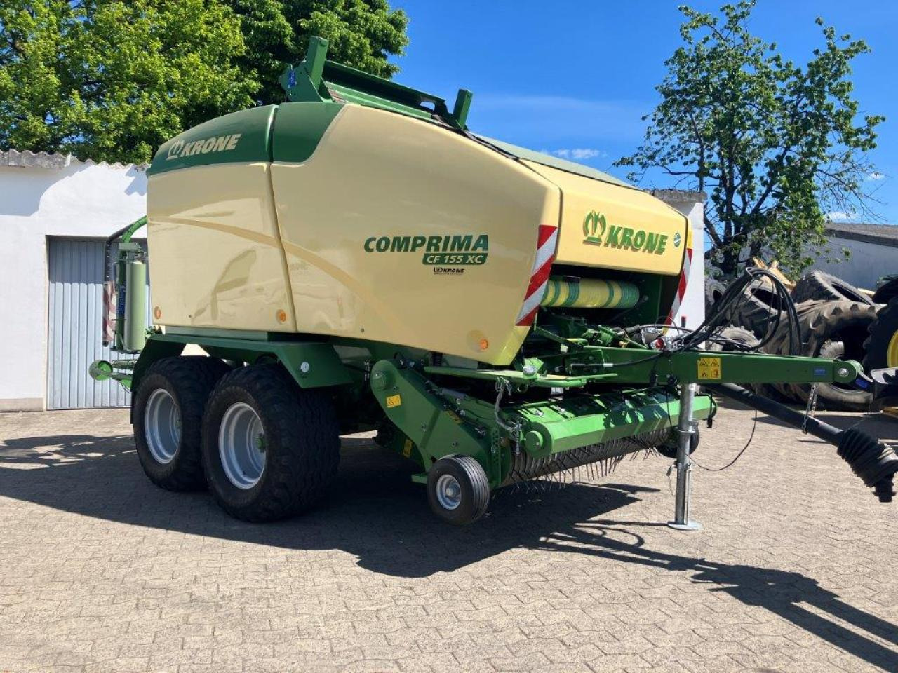 Krone CF 155 XC - Rolo balirka: slika Krone CF 155 XC - Rolo balirka Krone CF 155 XC - Rolo balirka: slika Krone CF 155 XC - Rolo balirka