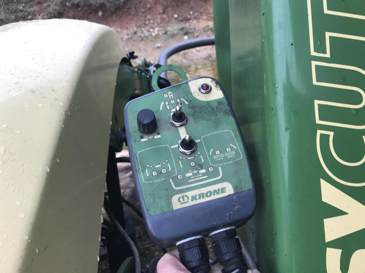 Krone EC B 950 Collect - Kosilica: slika Krone EC B 950 Collect - Kosilica Krone EC B 950 Collect - Kosilica: slika Krone EC B 950 Collect - Kosilica