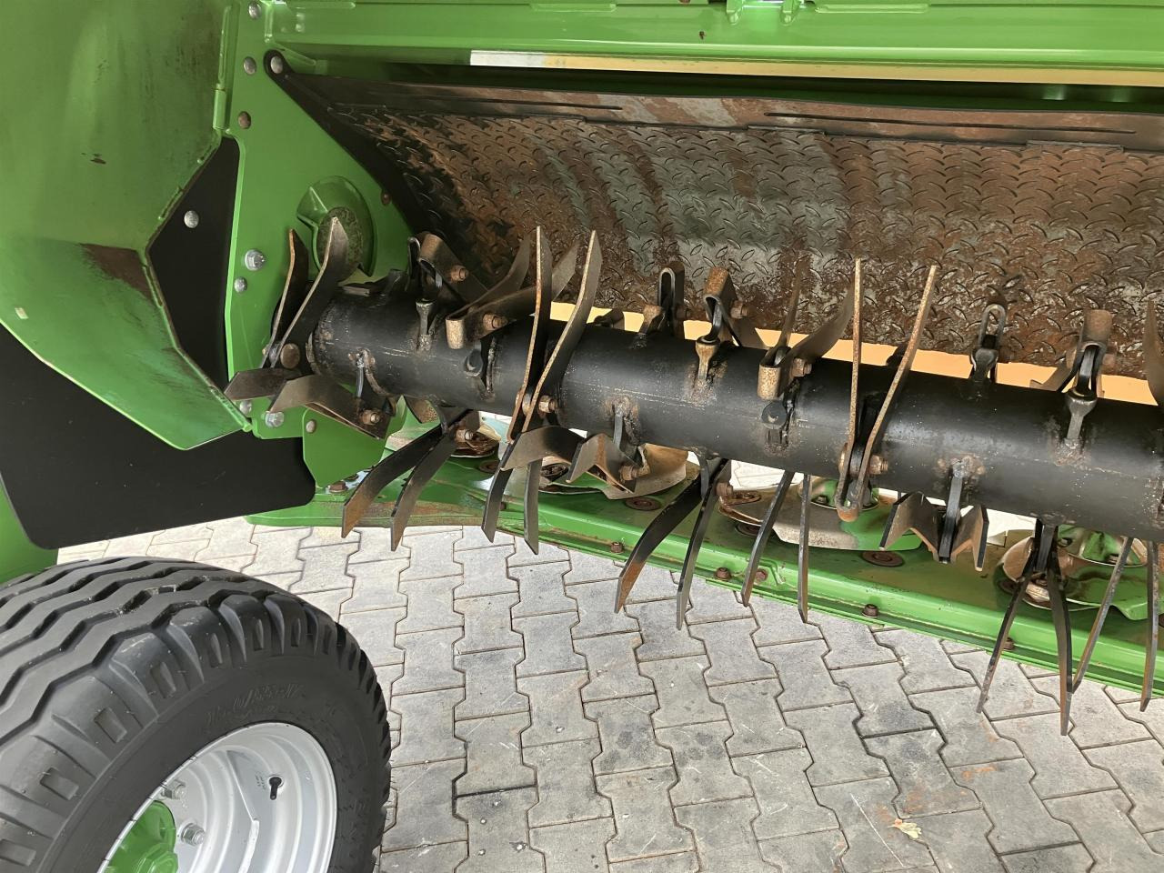 Krone EC TS 320 CV - Kosilica: slika Krone EC TS 320 CV - Kosilica Krone EC TS 320 CV - Kosilica: slika Krone EC TS 320 CV - Kosilica