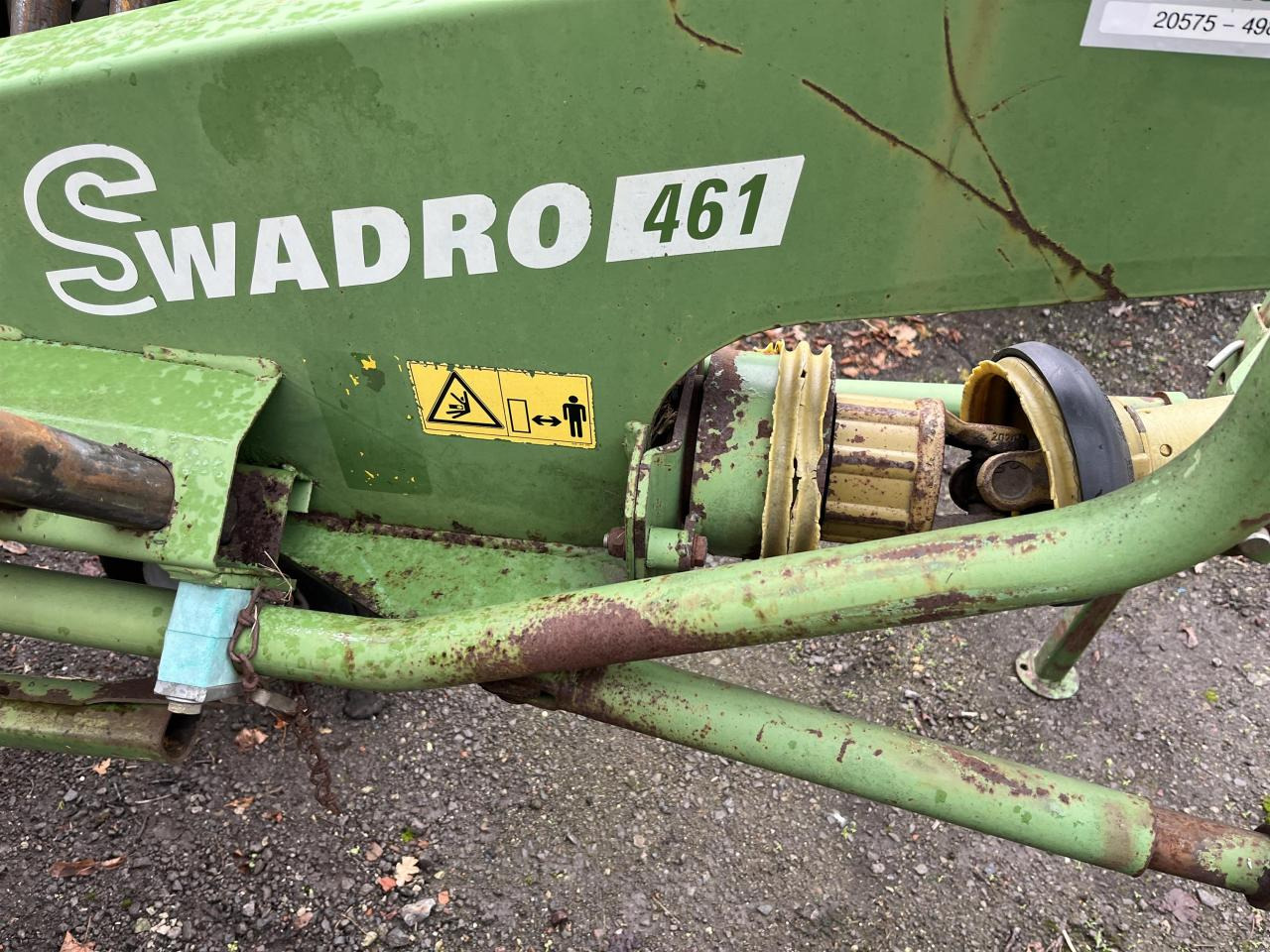 Krone SWADRO 461 - Prevrtač sijena/ Grabulje: slika Krone SWADRO 461 - Prevrtač sijena/ Grabulje Krone SWADRO 461 - Prevrtač sijena/ Grabulje: slika Krone SWADRO 461 - Prevrtač sijena/ Grabulje