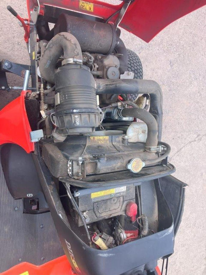 Zakup Kubota GR1600-ID-II Kubota GR1600-ID-II: slika Zakup Kubota GR1600-ID-II Kubota GR1600-ID-II