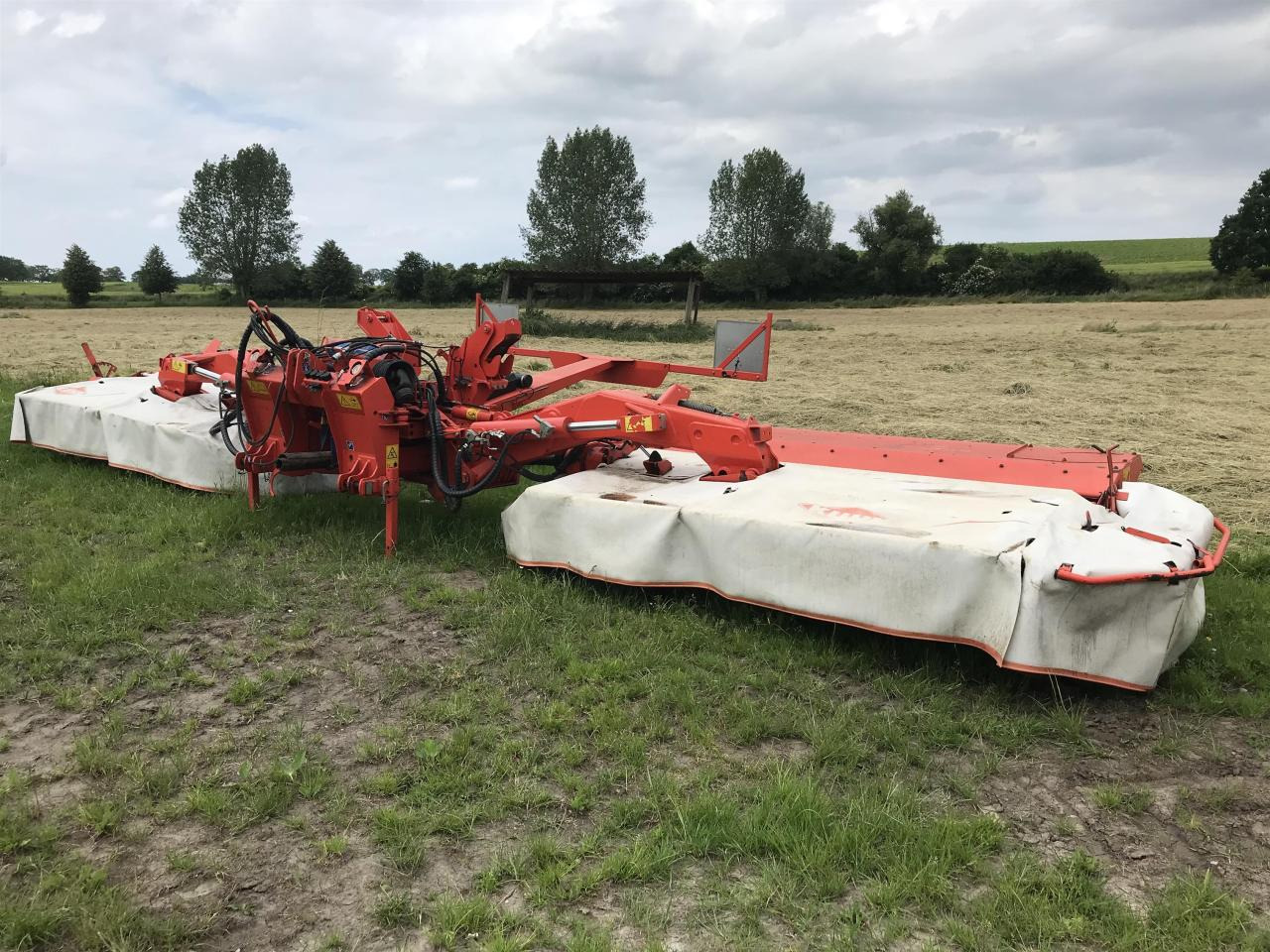Kuhn FC883 & FC 313F-FF - Kosilica: slika Kuhn FC883 & FC 313F-FF - Kosilica Kuhn FC883 & FC 313F-FF - Kosilica: slika Kuhn FC883 & FC 313F-FF - Kosilica