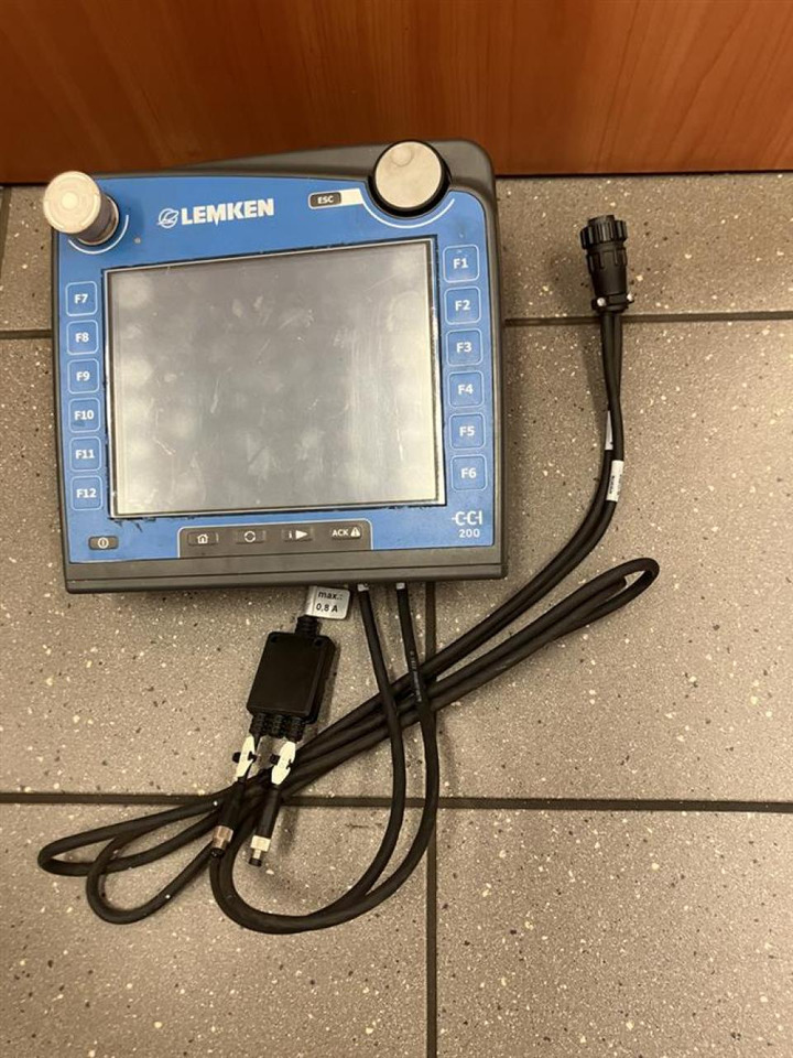 Lemken CCI200 - Sustav navigacije za Poljoprivredni strojevi: slika Lemken CCI200 - Sustav navigacije za Poljoprivredni strojevi Lemken CCI200 - Sustav navigacije za Poljoprivredni strojevi: slika Lemken CCI200 - Sustav navigacije za Poljoprivredni strojevi