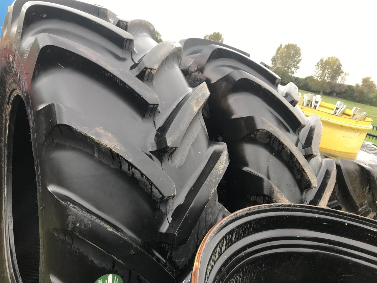Michelin 710/70R42 - Guma za Poljoprivredni strojevi: slika Michelin 710/70R42 - Guma za Poljoprivredni strojevi Michelin 710/70R42 - Guma za Poljoprivredni strojevi: slika Michelin 710/70R42 - Guma za Poljoprivredni strojevi