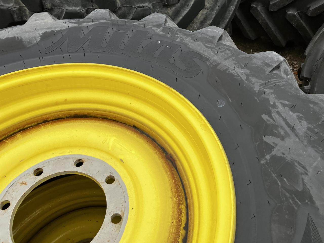 Guma za Poljoprivredni strojevi Mitas 500/80R28: slika Guma za Poljoprivredni strojevi Mitas 500/80R28