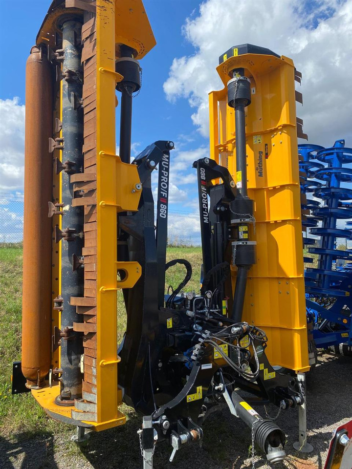 Malčer sa čekićima Müthing MU-PRO/F 860 Vario: slika Malčer sa čekićima Müthing MU-PRO/F 860 Vario Malčer sa čekićima Müthing MU-PRO/F 860 Vario: slika Malčer sa čekićima Müthing MU-PRO/F 860 Vario