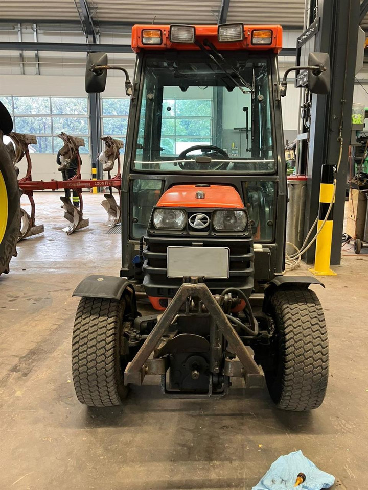 Kubota B2110 - Namjenska/ Posebna vozila: slika Kubota B2110 - Namjenska/ Posebna vozila Kubota B2110 - Namjenska/ Posebna vozila: slika Kubota B2110 - Namjenska/ Posebna vozila