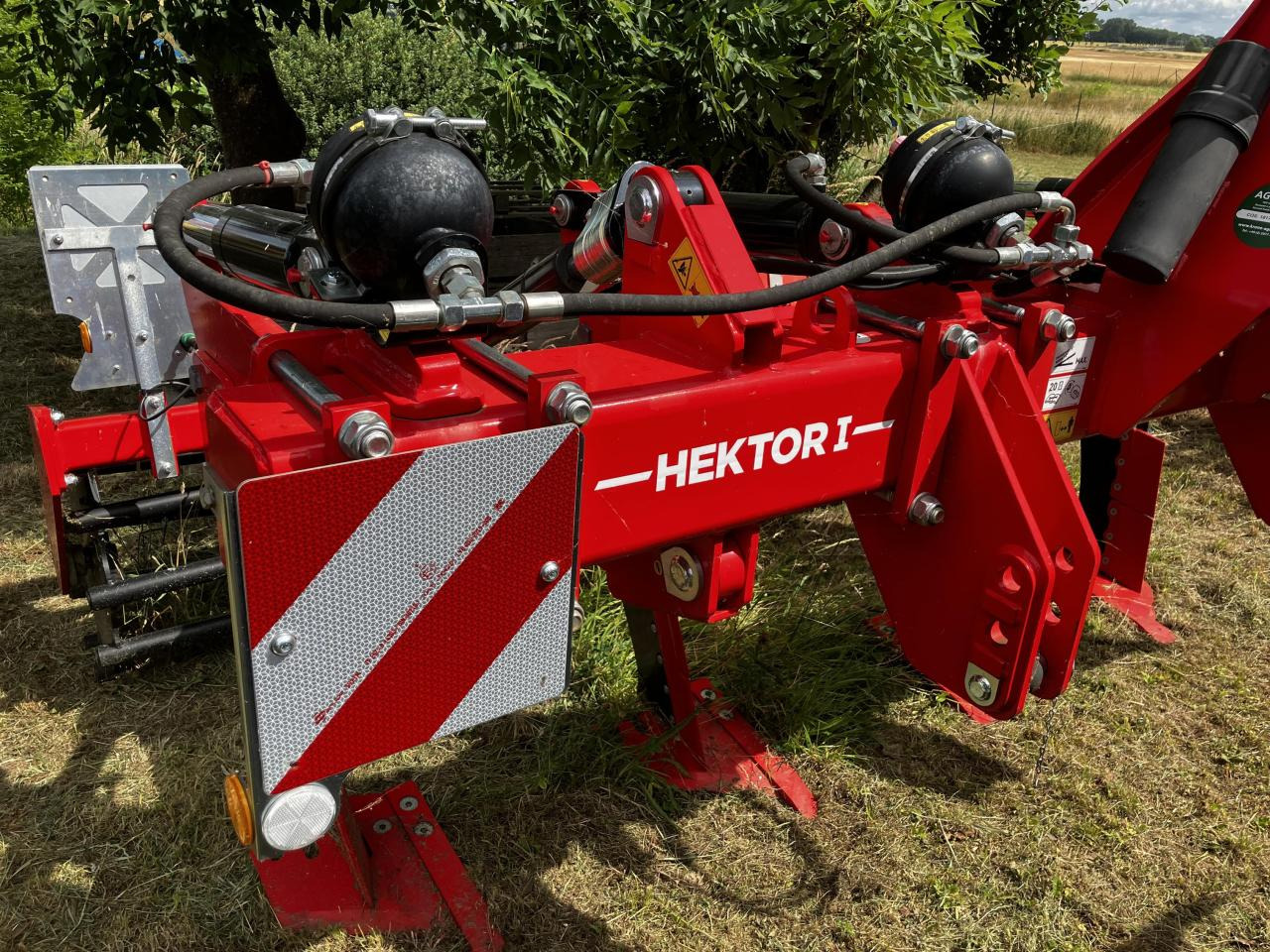 OPaLL-AGRI Hektor 3,00 m - Kultivator: slika OPaLL-AGRI Hektor 3,00 m - Kultivator OPaLL-AGRI Hektor 3,00 m - Kultivator: slika OPaLL-AGRI Hektor 3,00 m - Kultivator