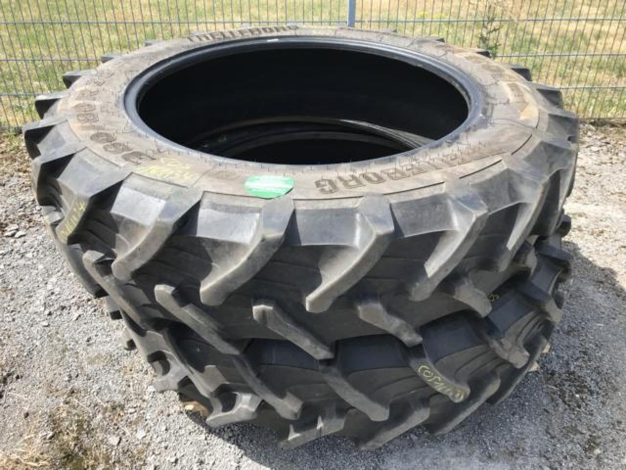 Trelleborg 380/80R38 - Guma za Poljoprivredni strojevi: slika Trelleborg 380/80R38 - Guma za Poljoprivredni strojevi Trelleborg 380/80R38 - Guma za Poljoprivredni strojevi: slika Trelleborg 380/80R38 - Guma za Poljoprivredni strojevi