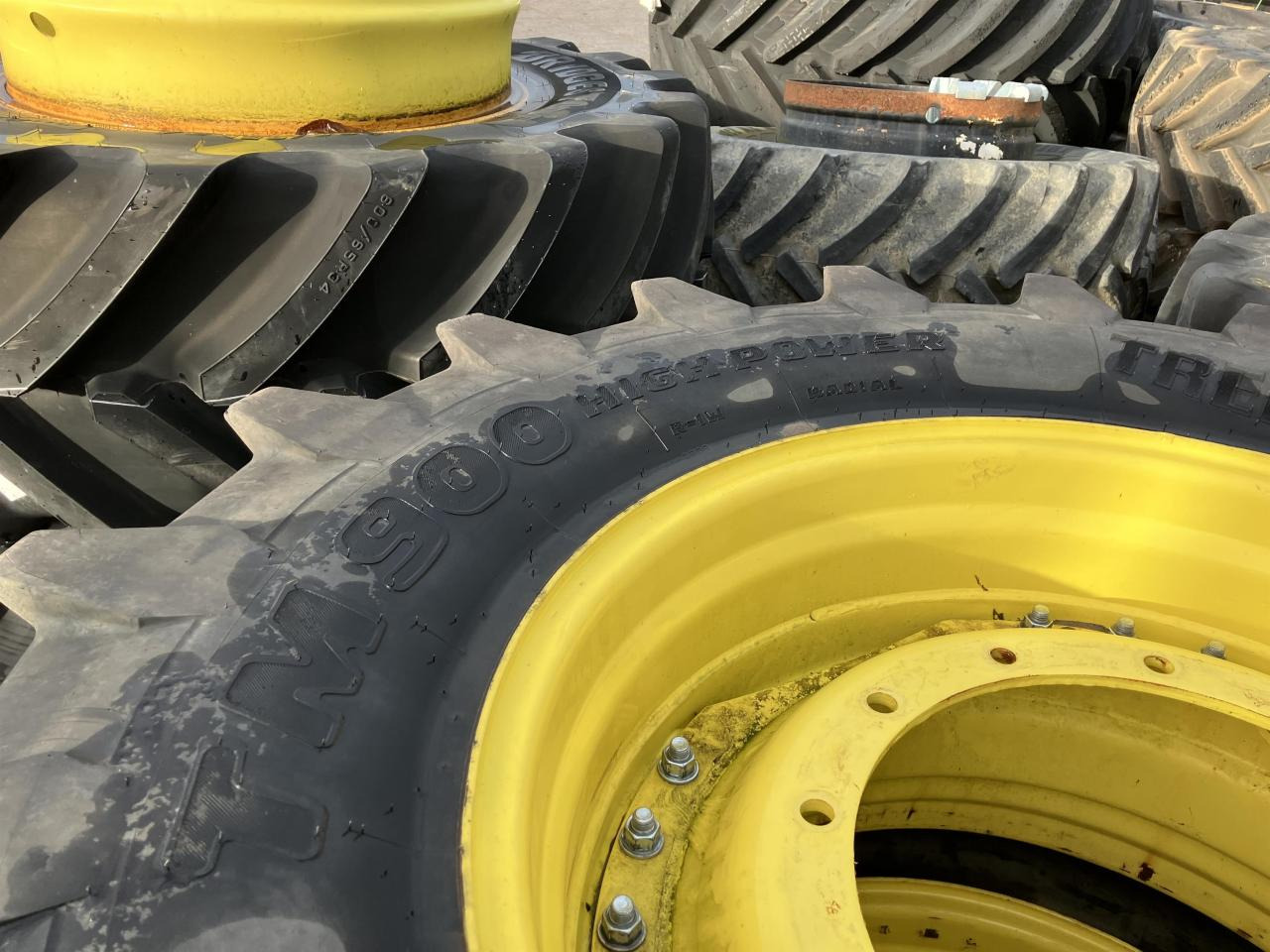 Trelleborg 650/60R34 - Guma za Poljoprivredni strojevi: slika Trelleborg 650/60R34 - Guma za Poljoprivredni strojevi Trelleborg 650/60R34 - Guma za Poljoprivredni strojevi: slika Trelleborg 650/60R34 - Guma za Poljoprivredni strojevi