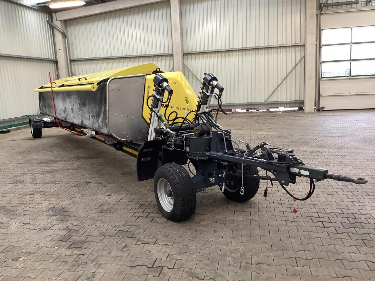 Zürn Profi Cut 700 - Priključak za silažni kombajn: slika Zürn Profi Cut 700 - Priključak za silažni kombajn Zürn Profi Cut 700 - Priključak za silažni kombajn: slika Zürn Profi Cut 700 - Priključak za silažni kombajn