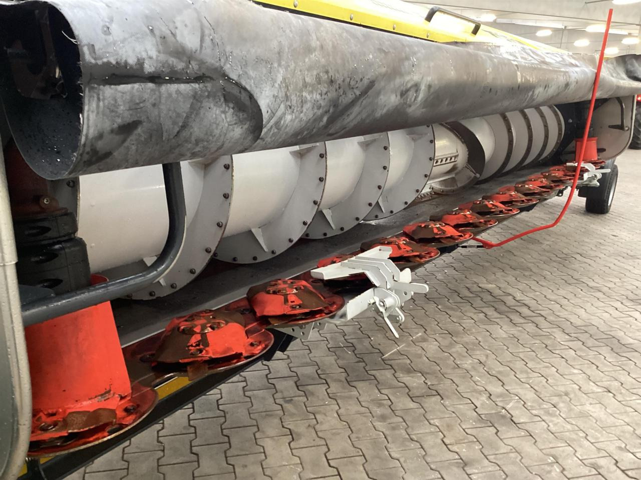 Zürn Profi Cut 700 - Priključak za silažni kombajn: slika Zürn Profi Cut 700 - Priključak za silažni kombajn Zürn Profi Cut 700 - Priključak za silažni kombajn: slika Zürn Profi Cut 700 - Priključak za silažni kombajn