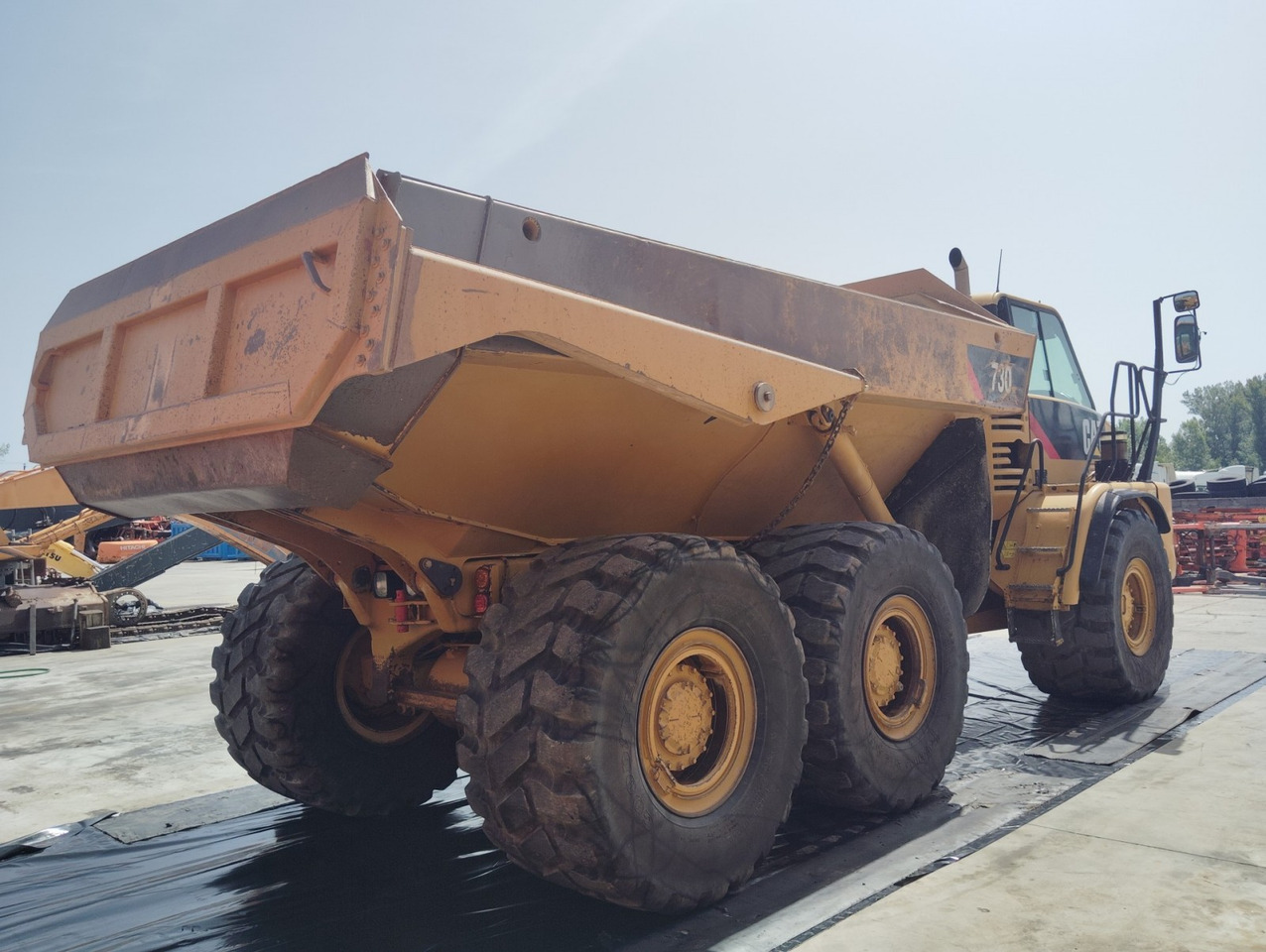 DUMPER ARTICULADO CATERPILLAR 730 - Zglobni istovarivač: slika  DUMPER ARTICULADO CATERPILLAR 730 - Zglobni istovarivač DUMPER ARTICULADO CATERPILLAR 730 - Zglobni istovarivač: slika  DUMPER ARTICULADO CATERPILLAR 730 - Zglobni istovarivač